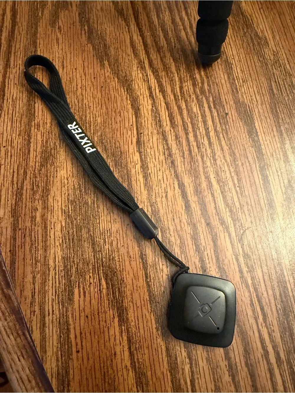 Pixter Flexible Phone Tripod w/ Bluetooth Remote Selfie Clicker Stand
